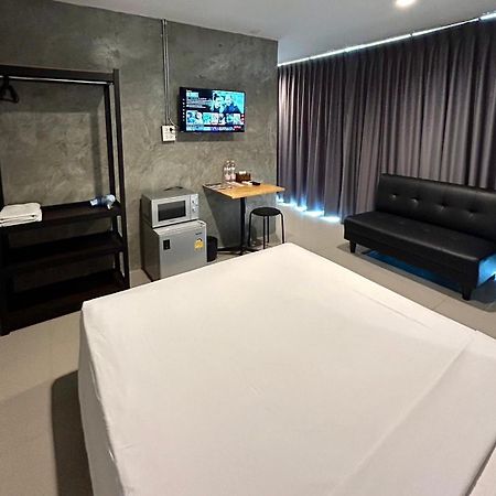 Udomsuk Inn & Cafe - Bts Udomsuk Bangkok Eksteriør billede